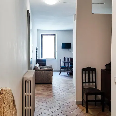 Apartament Hostmate - Cardinal Del Monte - Warm *