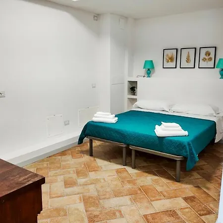 Apartment Hostmate - Residence Cardinal Del Monte - Appartamento 7 Gualdo Tadino